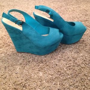Sling back wedges