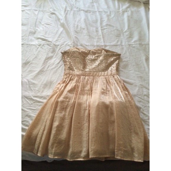 Xmas dress! - Picture 2 of 4