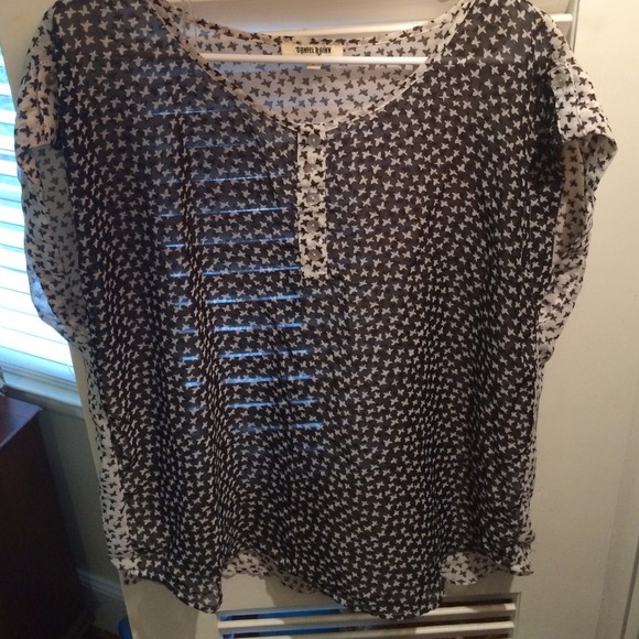 Sheet butterfly shirt