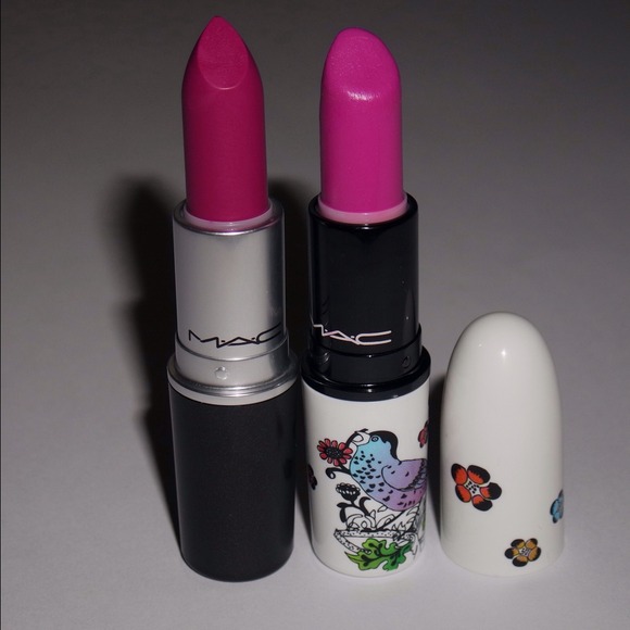 MAC Cosmetics PETALS & PEACOCKS Lipstick - Picture 1 of 1