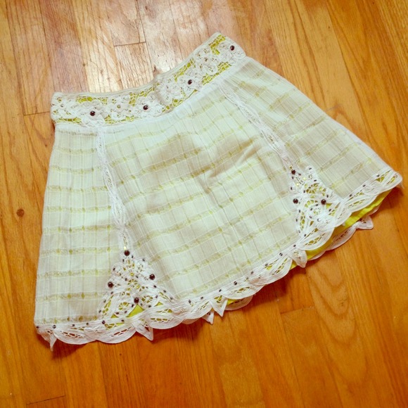WeekendSale NWOT FreePeople laceembellished skirt!