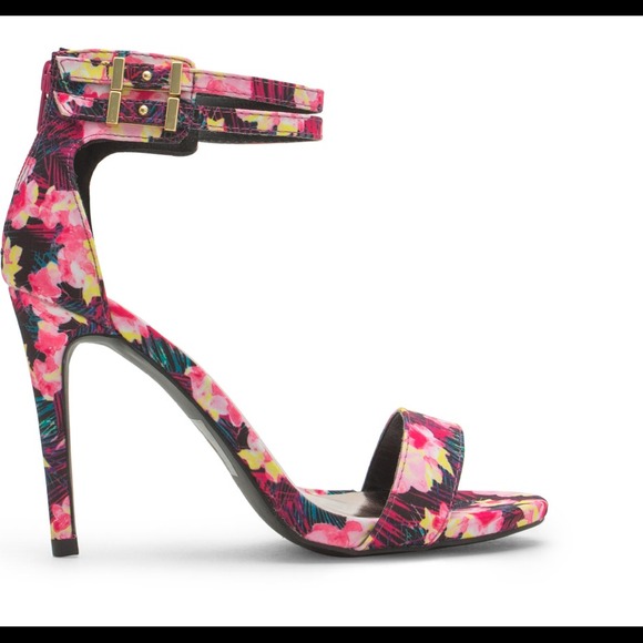 Lead a Double Life Fuschia Heels!