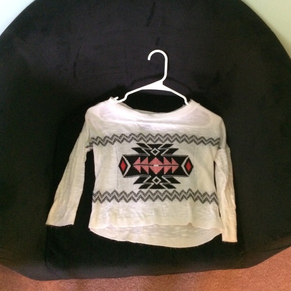 Knit tribal crop top - Picture 2 of 3