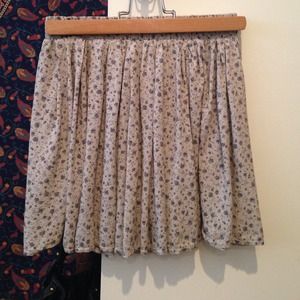 brandy melville floral luma skirt