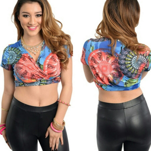 Crop top ..sm/ med./ lrg