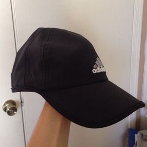 Adidas hat snap back