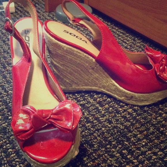Lipstick red peep toe wedges