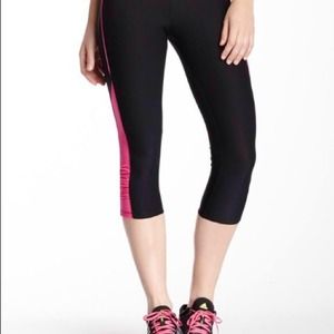 Marika Tek Cool Vision Capri NWOT