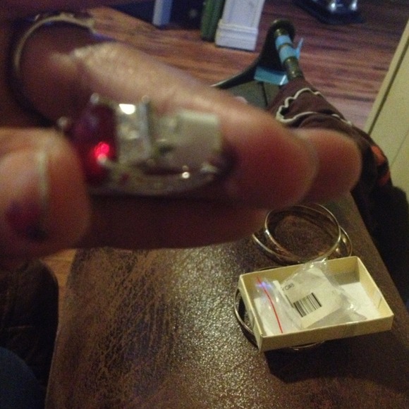 🎉Silver Ruby Ring🎉Silver 925 - Picture 2 of 3