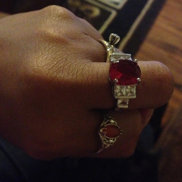 🎉Silver Ruby Ring🎉Silver 925 - Picture 3 of 3