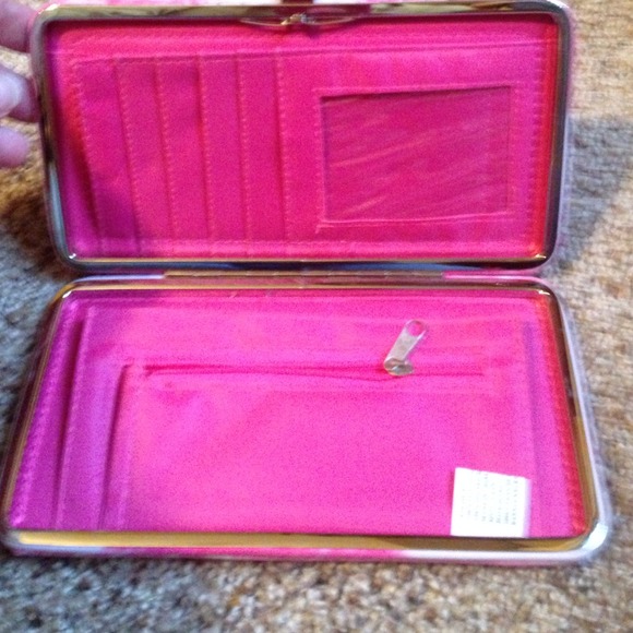 Wallet - Picture 2 of 4