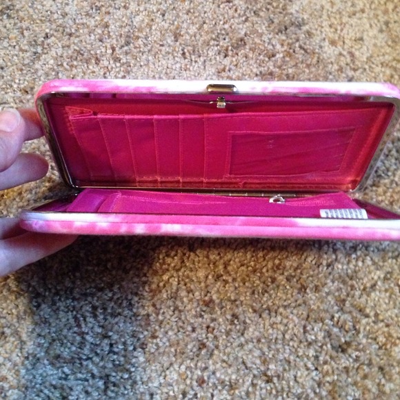 Wallet - Picture 4 of 4