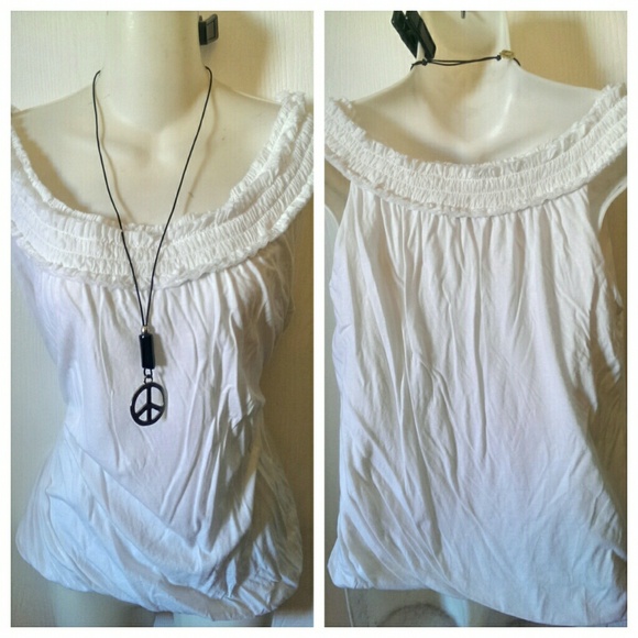 CAbi Tops - White off the shoulders top designer