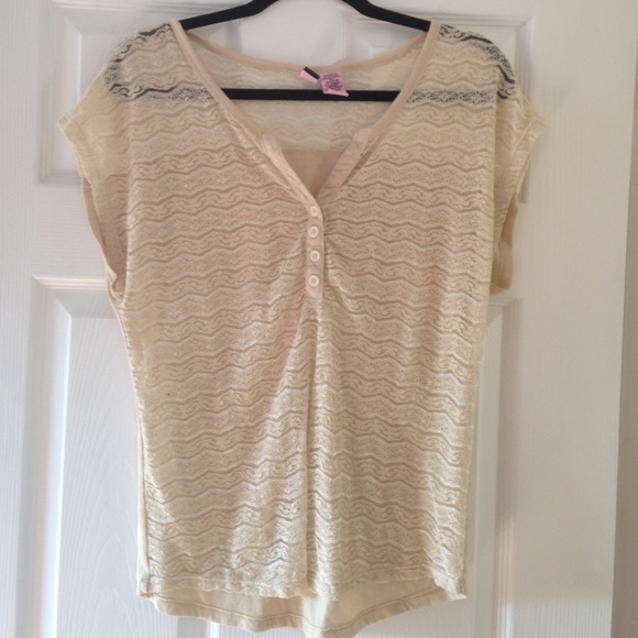 Creme Lace Top - Picture 1 of 3