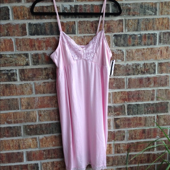 Chemise. Super soft!