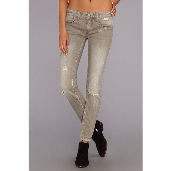 Free People Distressed Skinnys