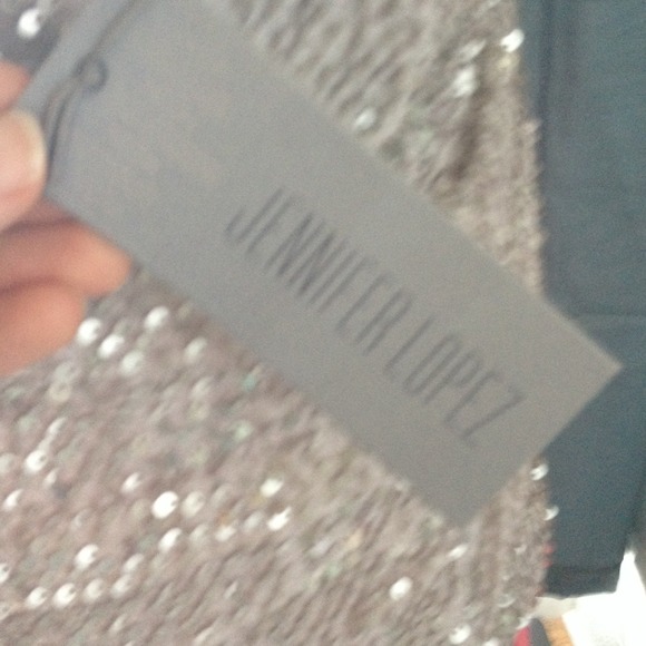 SOLD Light Gold Sparkly Tan Sequined Top - Picture 4 of 4