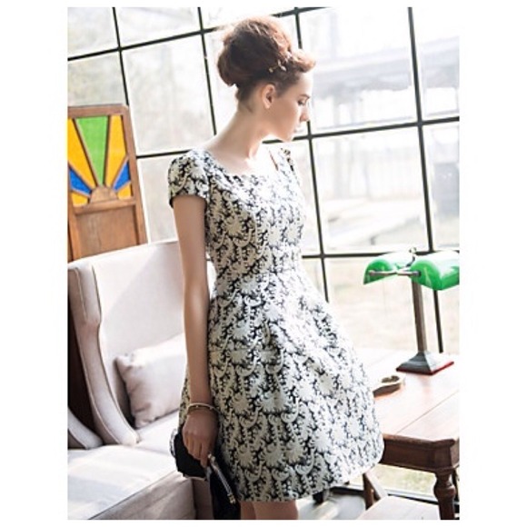 Dresses & Skirts - "What a beautiful girl" Dress