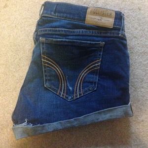 Hollister shorts😻