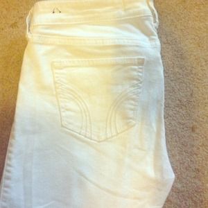Hollister white jeans💕