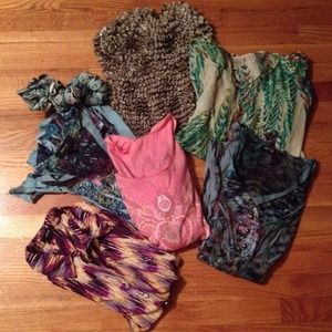 HOLD for @rhonie -bundle of 7 tops pictured