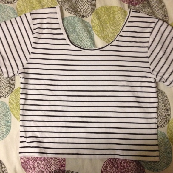 Stripped crop top.