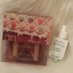 Holiday Bath & Body Works Scent Plugs