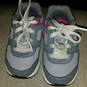 Toddler girl running shoes