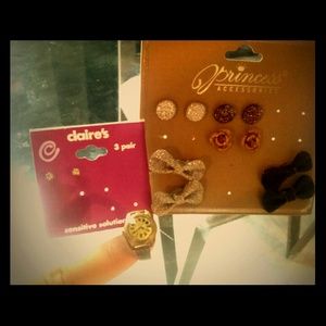 Bundle! 6 Earring pairs and ring!