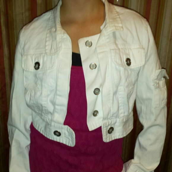 Cropped white denim jacket