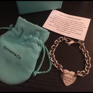 SOLD Return to Tiffany heart bracelet - sterling