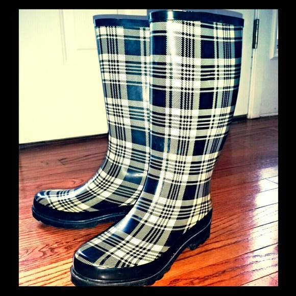 Rain boots