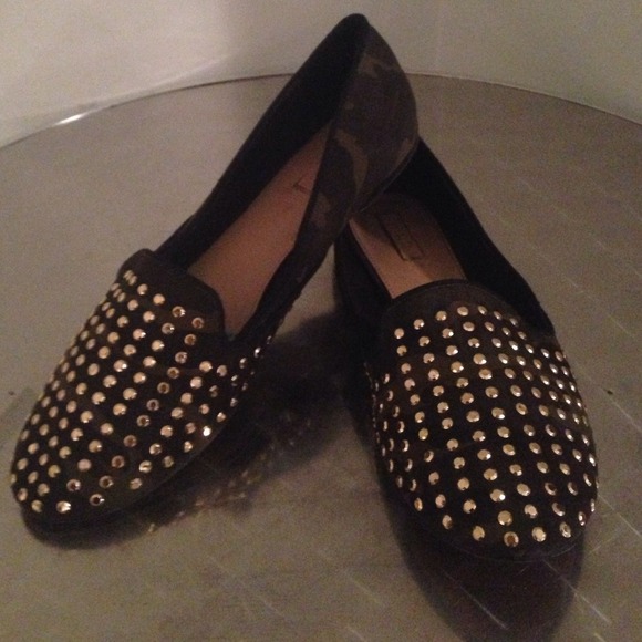 Zara Camo Loafer Flats