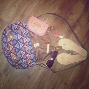 💕H&M Tribal Print Purse☀️ PERFECT for Summer ☀️