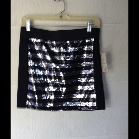 Black n silver mini skirt
