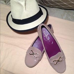 🌟selling gorgeous Nude Cole Haan🎉 NWOT