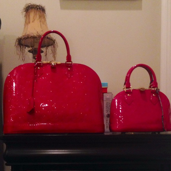 ❤️Just Sharing❤️ Louis Vuitton Alma BB Indien rose