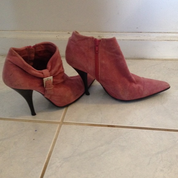 Pink suede ankle booties