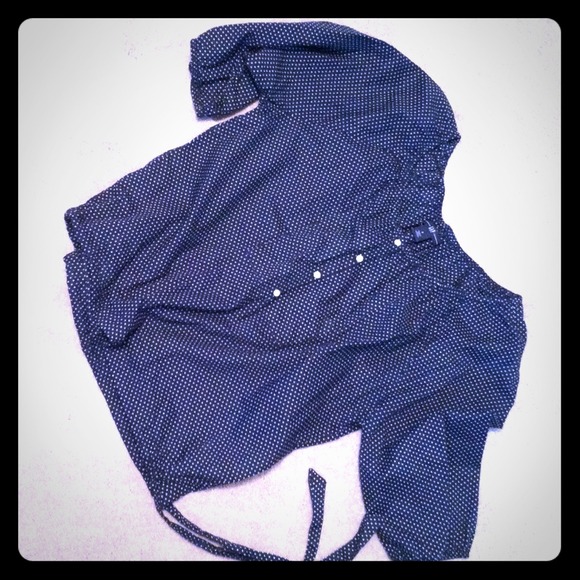 ✨consigning✨Peasant style top