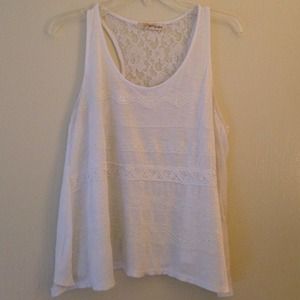 White lacy accented flowy tank top