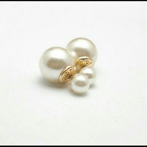 Authentic Dior earing