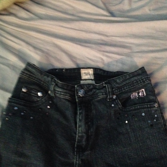 Capris - Picture 2 of 4