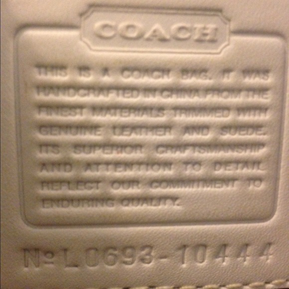 Authentic Coach Spring/Summer Bag - Picture 2 of 2