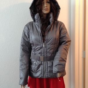 New with tag puffer coat size Large