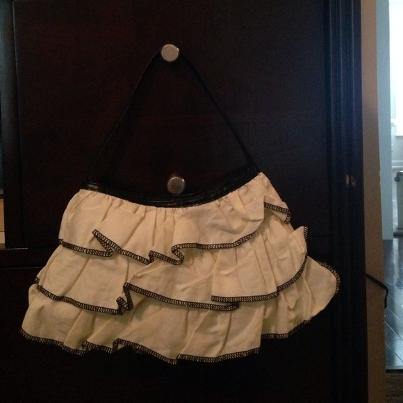 Boutique Hangbag. Very Cute. Small. - Picture 1 of 3