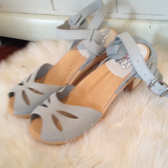Maguba clog sandal like Swedish Hasbeens