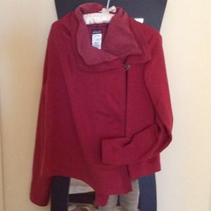 Fleece burgandy color