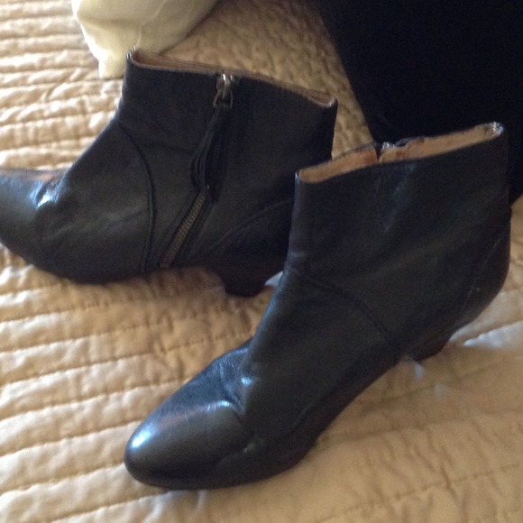 Black shortie boots