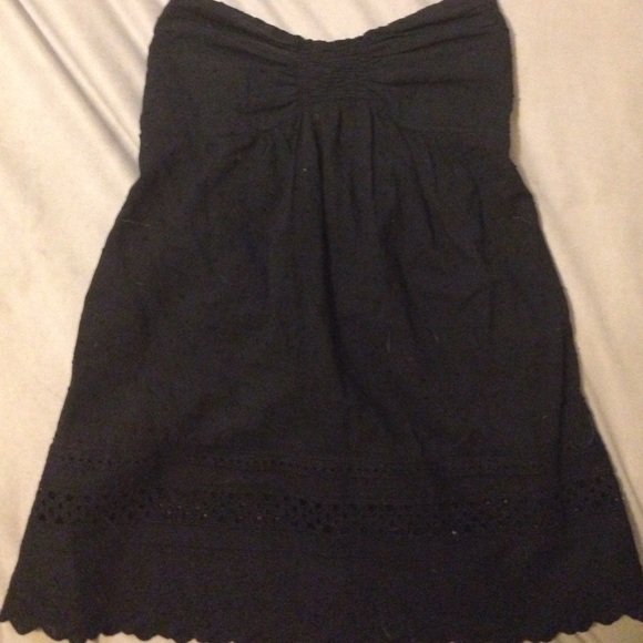 Black Eyelet strapless top - Picture 1 of 4