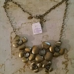 Lia Sophia | flower necklace